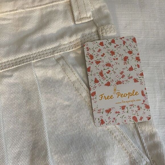 Free People We the Free White Sidecar Mini Skirt Denim Raw Edge NEW SZ 24 - Picture 3 of 8